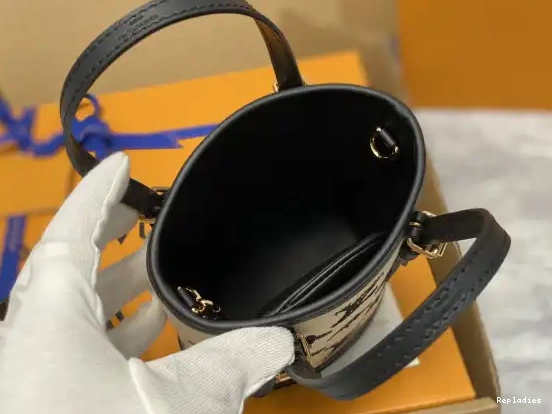 Cheap BUCKET NANO LOUIS VUITTON 0526